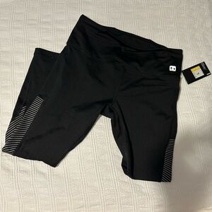 HIND: Sleek Black Women’s Leggings with Silver Textured Racer Accents